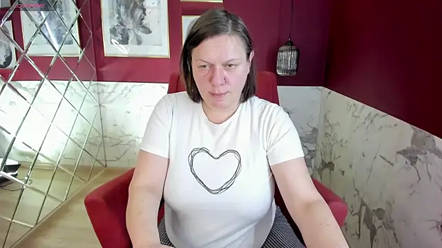 KellyPerfection online show from March 16, 2025, 1:17 pm