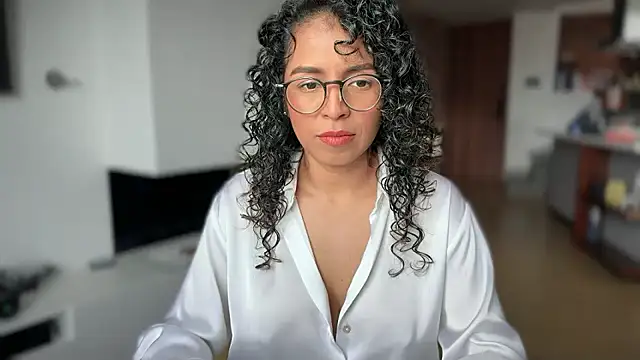 illaroom online show from January 13, 2026, 7:41 pm