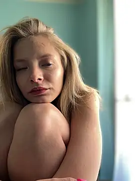 AnastasiaAniess online show from February 15, 2025, 2:55 pm