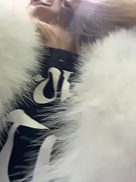 Snapshot of AnastasiaAniess chatting on February 15, 2026, 12:14 pm AnastasiaAniess online show from February 15, 2026, 12:14 pm