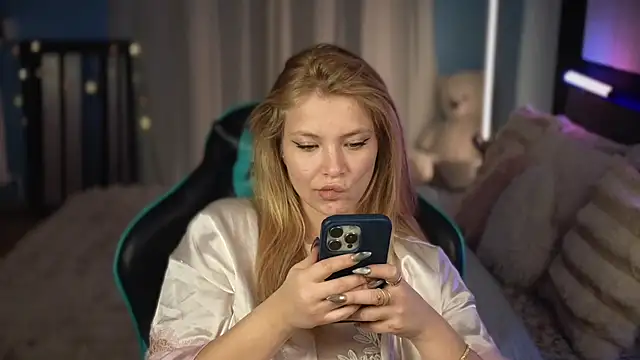 Snapshot of AnastasiaAniess chatting on February 24, 2026, 7:56 pm AnastasiaAniess online show from February 24, 2026, 7:56 pm