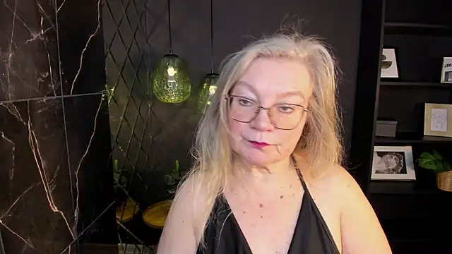 NataliMellow online show from January 15, 2026, 1:16 pm