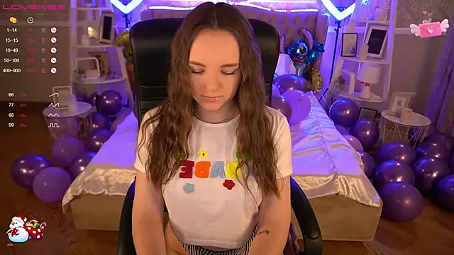 FoxyShy online show from January 12, 2025, 12:55 pm