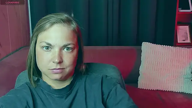 Snapshot of TataArdent chatting on April 21, 2026, 8:12 pm TataArdent online show from April 21, 2026, 8:12 pm