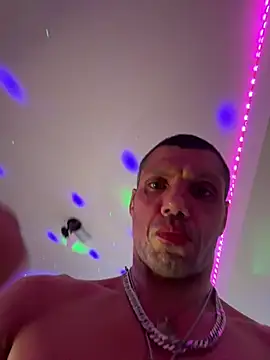 Snapshot of TOYTOYNOW chatting on February 1, 2025, 12:05 pm TOYTOYNOW online show from February 1, 2025, 12:05 pm