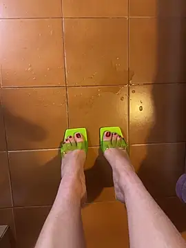 Snapshot of Wet-Pussycat chatting on February 13, 2025, 3:03 pm Wet-Pussycat online show from February 13, 2025, 3:03 pm