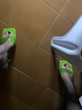 Snapshot of Wet-Pussycat chatting on February 18, 2025, 10:58 pm Wet-Pussycat online show from February 18, 2025, 10:58 pm