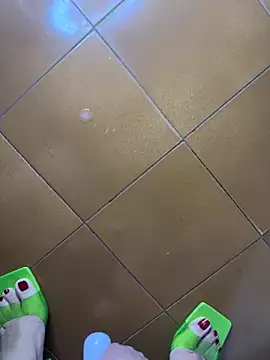 Snapshot of Wet-Pussycat chatting on February 20, 2025, 11:21 pm Wet-Pussycat online show from February 20, 2025, 11:21 pm