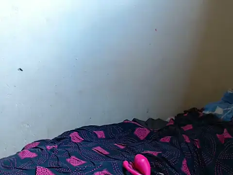 Snapshot of mbokosquad chatting on March 12, 2026, 10:43 am mbokosquad online show from March 12, 2026, 10:43 am