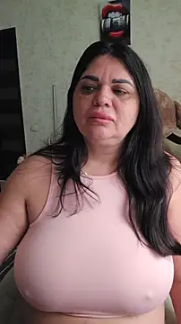 littleRikka online show from April 8, 2026, 5:40 am