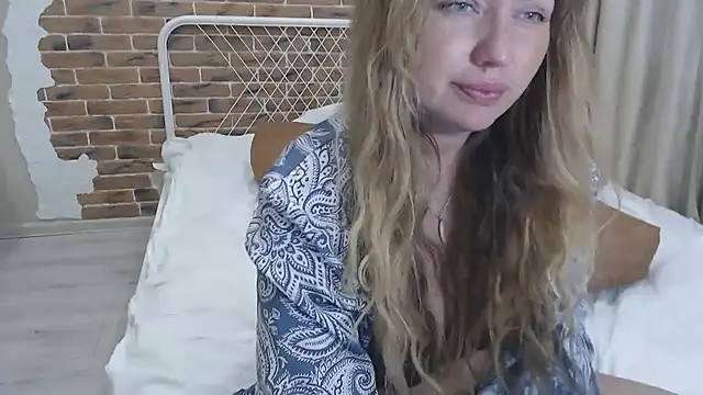 xxkristinaxx online show from February 12, 2025, 12:55 pm