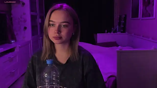 Snapshot of MaryDreaminess chatting on January 22, 2025, 8:59 pm MaryDreaminess online show from January 22, 2025, 8:59 pm