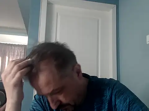 Snapshot of MisterFaithRO chatting on April 15, 2026, 2:02 pm MisterFaithRO online show from April 15, 2026, 2:02 pm