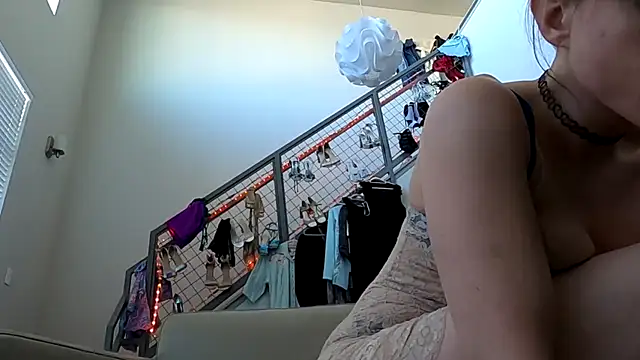 Snapshot of TheDaisyChaos chatting on January 6, 2025, 7:56 pm TheDaisyChaos online show from January 6, 2025, 7:56 pm