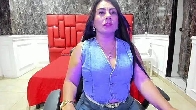Imyourdirtymilf online show from October 23, 2025, 7:23 pm