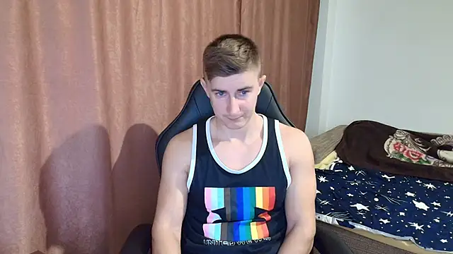 Todhorny9873 online show from January 9, 2025, 5:44 am