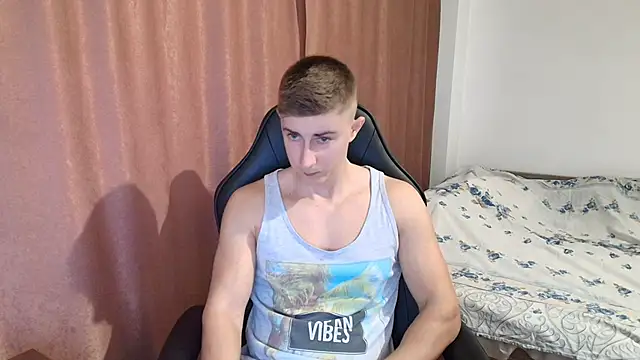 Todhorny9873 online show from January 21, 2025, 10:08 am