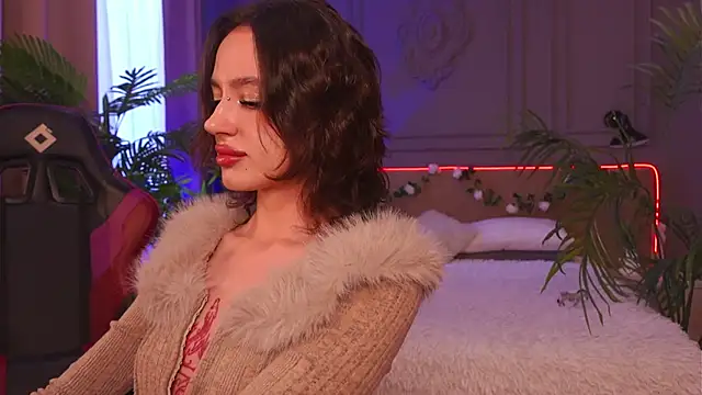 Devilinee online show from October 3, 2025, 6:32 am