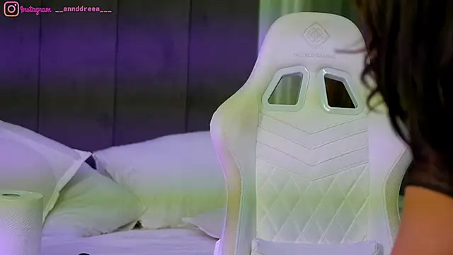 Snapshot of perfectt33n chatting on October 25, 2025, 5:08 pm perfectt33n online show from October 25, 2025, 5:08 pm