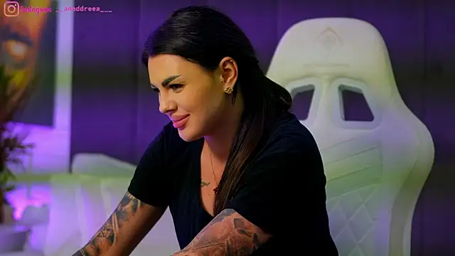 Snapshot of perfectt33n chatting on November 26, 2025, 4:08 pm perfectt33n online show from November 26, 2025, 4:08 pm