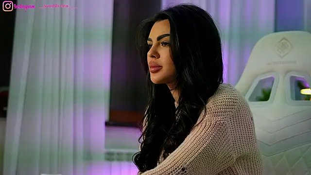 Snapshot of perfectt33n chatting on February 10, 2026, 1:48 pm perfectt33n online show from February 10, 2026, 1:48 pm