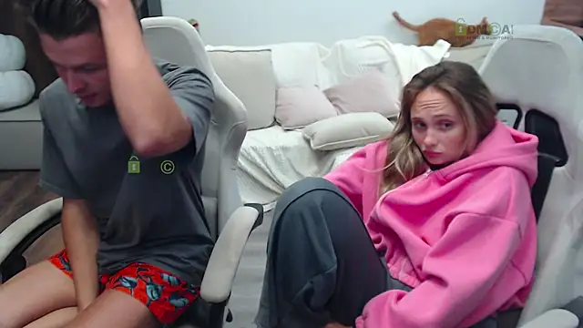 Sunny-Girl1 online show from September 30, 2025, 7:41 pm