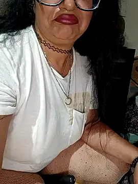 Snapshot of PichyPrettyPussy chatting on October 24, 2025, 11:17 am PichyPrettyPussy online show from October 24, 2025, 11:17 am