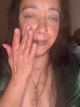 Snapshot of PichyPrettyPussy chatting on December 22, 2025, 3:31 pm PichyPrettyPussy online show from December 22, 2025, 3:31 pm