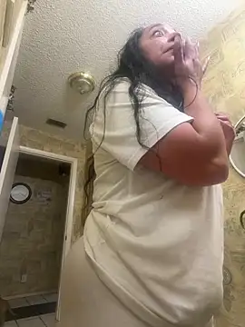 Snapshot of PichyPrettyPussy chatting on February 3, 2026, 12:21 pm PichyPrettyPussy online show from February 3, 2026, 12:21 pm