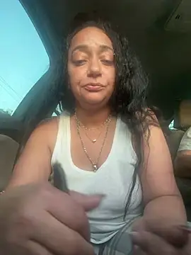 Snapshot of PichyPrettyPussy chatting on February 16, 2026, 11:01 pm PichyPrettyPussy online show from February 16, 2026, 11:01 pm