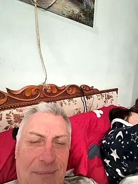  lady red  online show from March 2, 2025, 4:42 pm