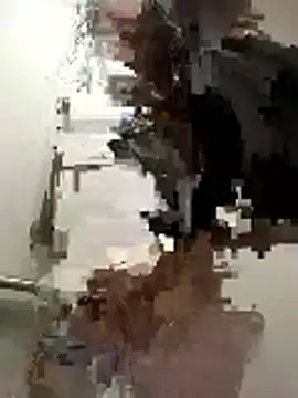 Valarie83 online show from April 27, 2026, 9:57 pm