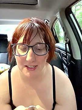 WickedAphrodite online show from June 18, 2026, 9:52 pm