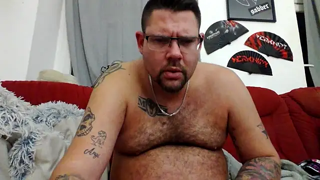 Snapshot of sexykevin17cm chatting on February 1, 2026, 9:35 pm sexykevin17cm online show from February 1, 2026, 9:35 pm