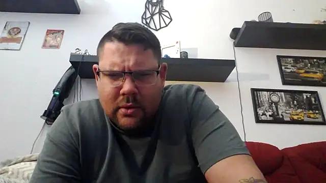 Snapshot of sexykevin17cm chatting on April 8, 2026, 9:04 pm sexykevin17cm online show from April 8, 2026, 9:04 pm