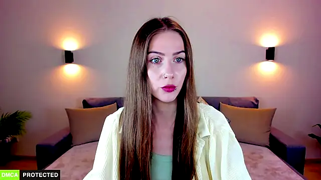 TheWoman   online show from September 10, 2025, 12:38 pm