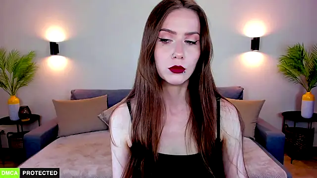 TheWoman   online show from June 30, 2026, 10:49 am