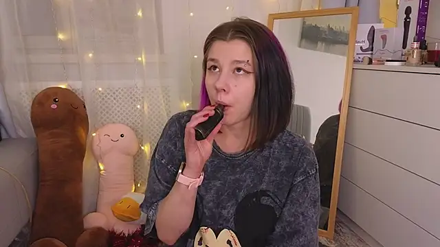 Mira Falls online show from January 15, 2025, 8:51 am