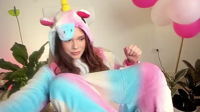 Snapshot of Pokemeboy chatting on March 13, 2025, 6:12 pm Pokemeboy online show from March 13, 2025, 6:12 pm