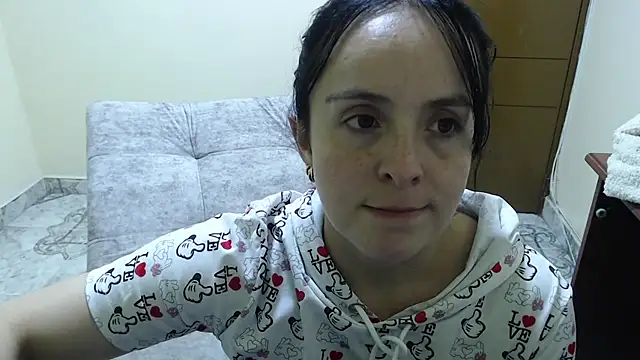 antara hotgirl online show from May 26, 2026, 9:44 pm