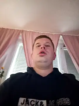 Snapshot of Milda121 chatting on November 13, 2025, 7:29 am Milda121 online show from November 13, 2025, 7:29 am