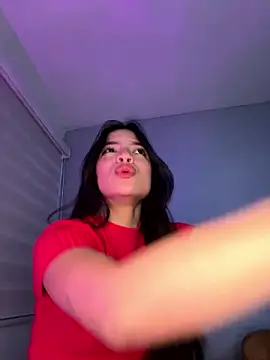 Snapshot of Sammy_pink chatting on December 6, 2024, 3:30 am Sammy pink online show from December 6, 2024, 3:30 am