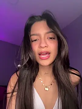 Snapshot of Sammy_pink chatting on January 18, 2025, 3:53 am Sammy pink online show from January 18, 2025, 3:53 am