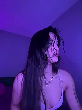 Snapshot of Sammy_pink chatting on February 19, 2025, 11:25 pm Sammy pink online show from February 19, 2025, 11:25 pm