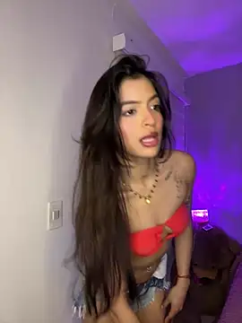 Snapshot of Sammy_pink chatting on February 25, 2025, 10:50 pm Sammy pink online show from February 25, 2025, 10:50 pm