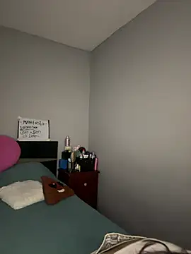 Snapshot of Sammy_pink chatting on March 8, 2025, 3:50 am Sammy pink online show from March 8, 2025, 3:50 am