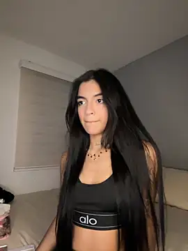 Snapshot of Sammy_pink chatting on October 22, 2025, 1:06 am Sammy pink online show from October 22, 2025, 1:06 am