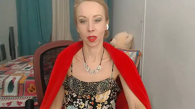 LuxuryNika online show from February 12, 2025, 4:22 pm