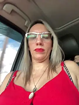 Gatitacarlita online show from January 23, 2025, 6:03 pm