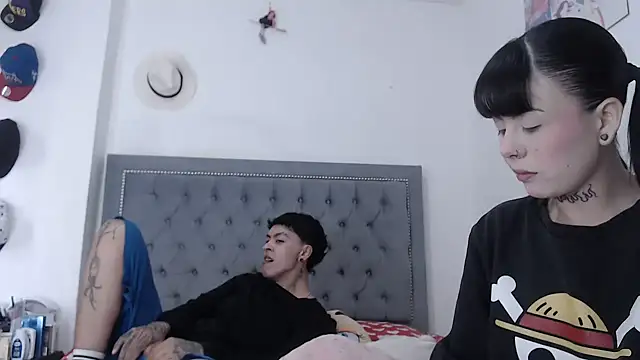 dulce maria x online show from September 28, 2025, 11:37 am